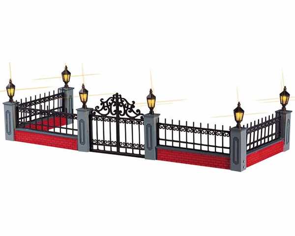 LIGHTED WROUGHT IRON FENCE, SET/5, B/O (4.5V)