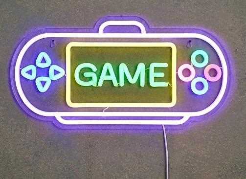 LUCE NEON GAME CON ADATTATORE INCLUSO E TIMER CM.42X21,5H